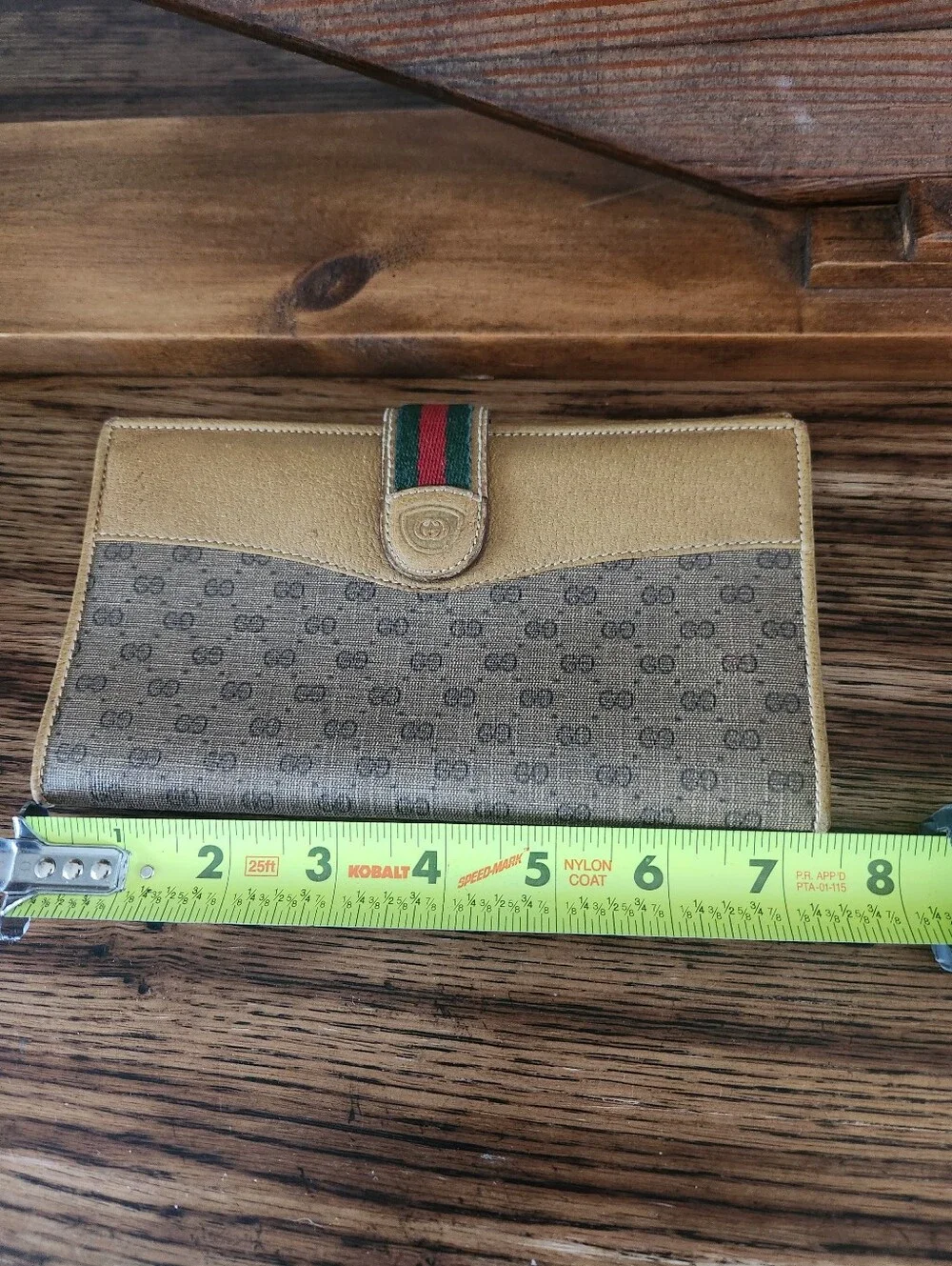 Gucci Beige Tan Monogram Micro GG Vintage Crossbody Bag with Matching Wallet - Picture 13 of 15